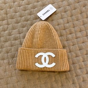 Boutique beanie designer inspired NWT